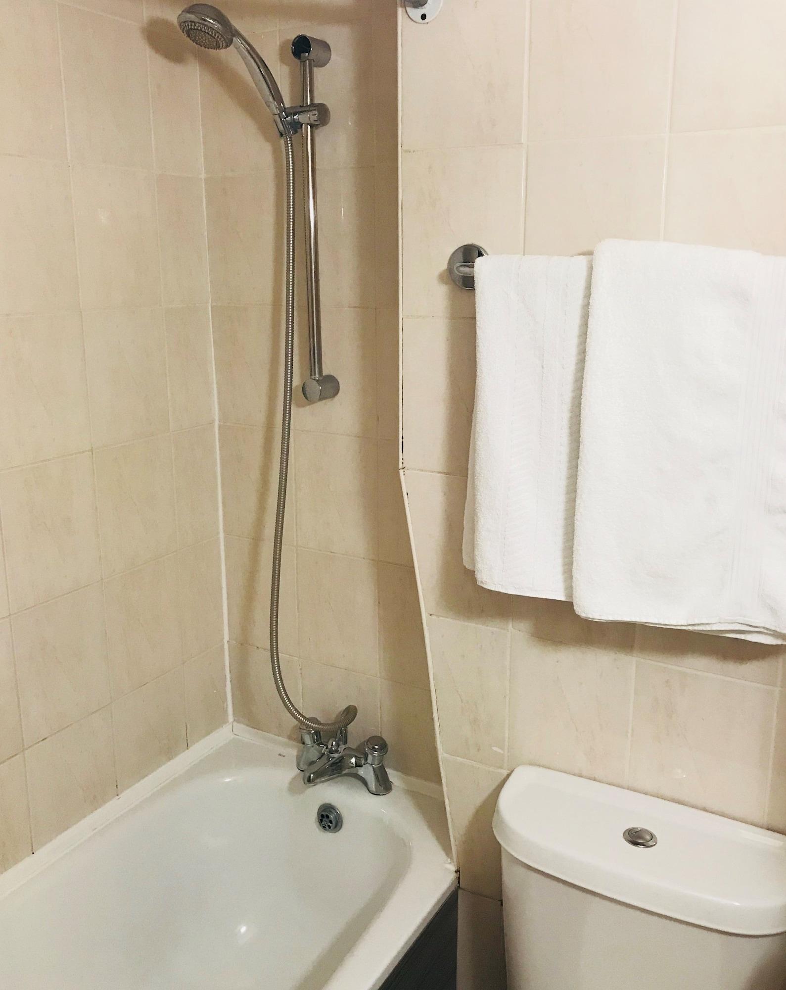 Lily Hotel London