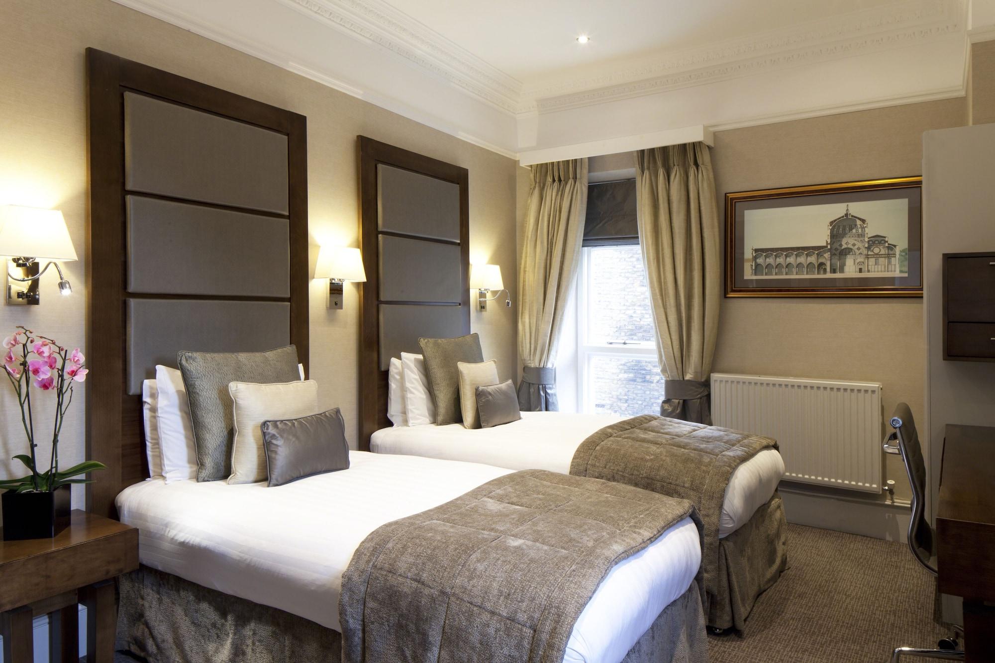 Hotel Gem Strathmore