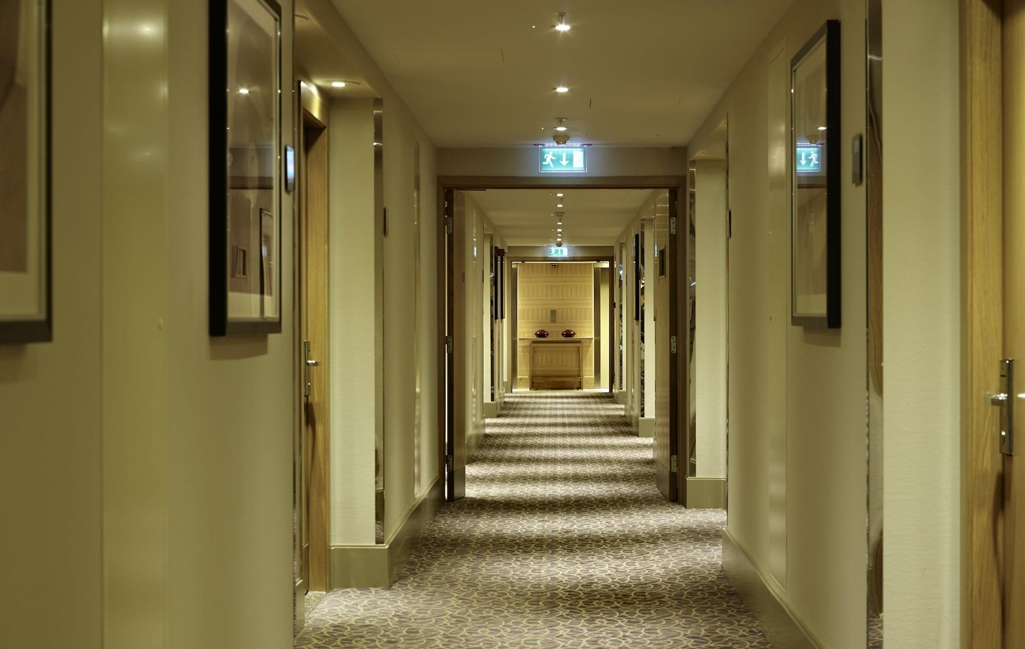 Doubletree By Hilton Victoria Hotell