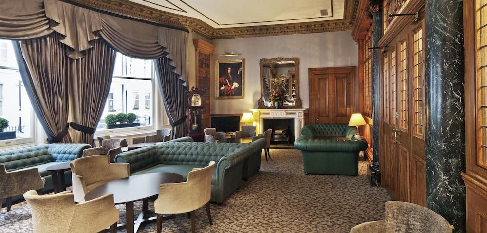 Gem Strathmore Hotel London