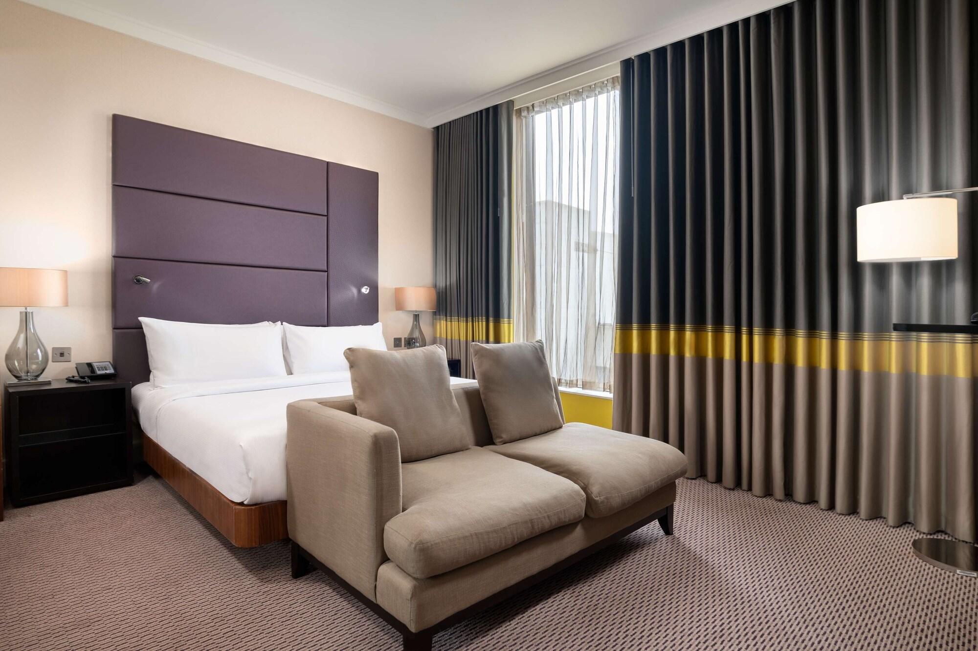 Hilton Wembley 4* London
