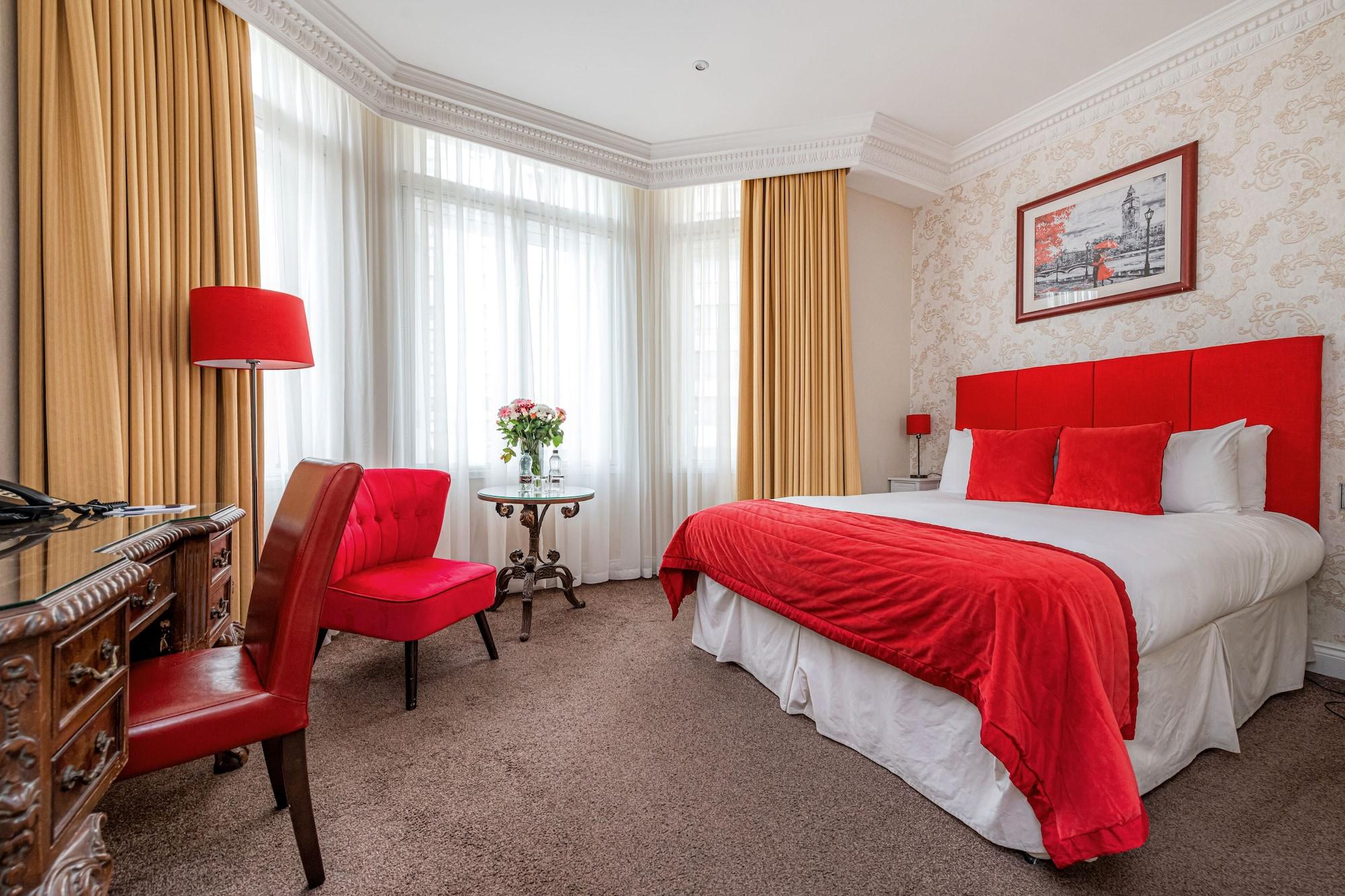 Ashburn Hotel 4*