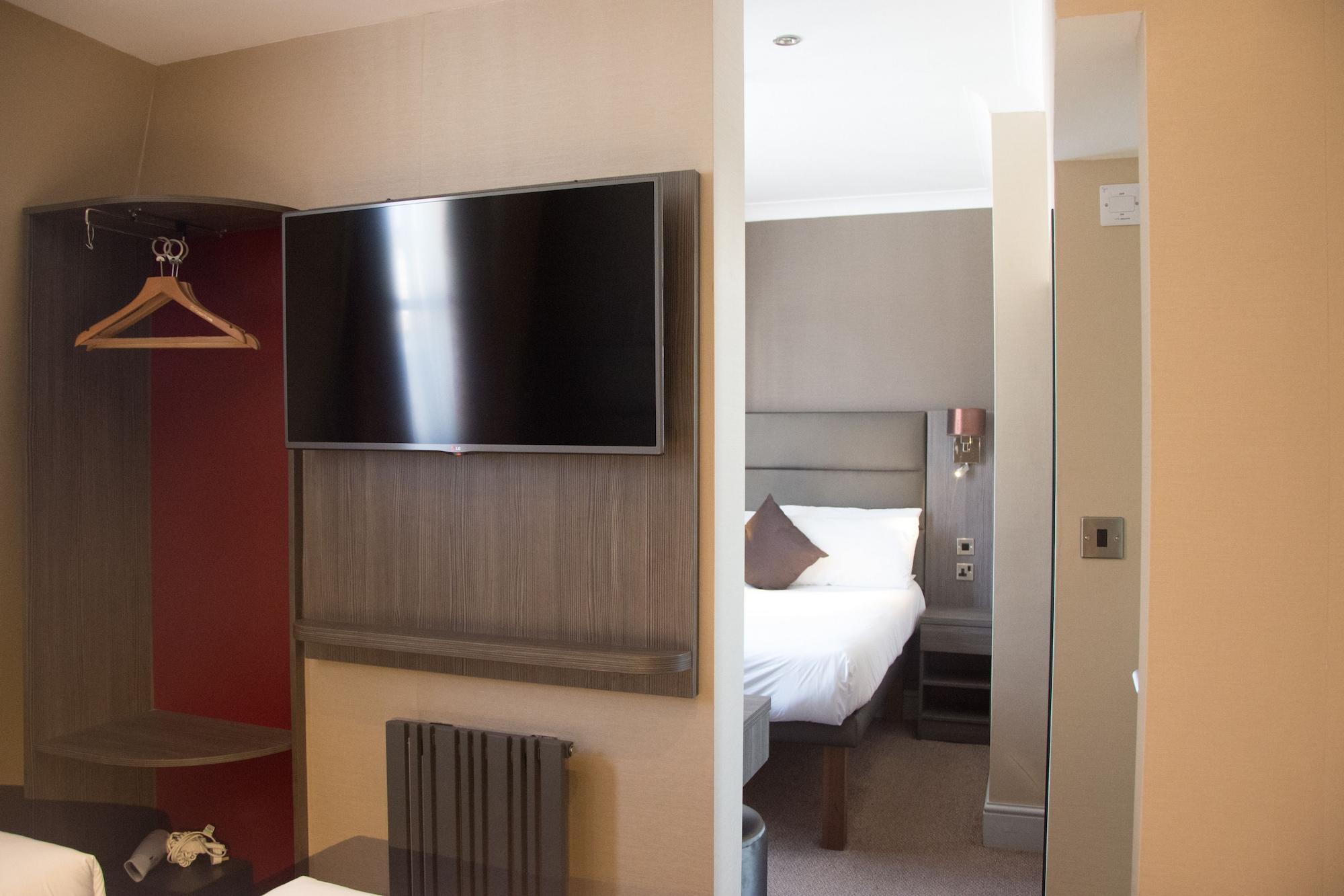 Brunel Hotel London