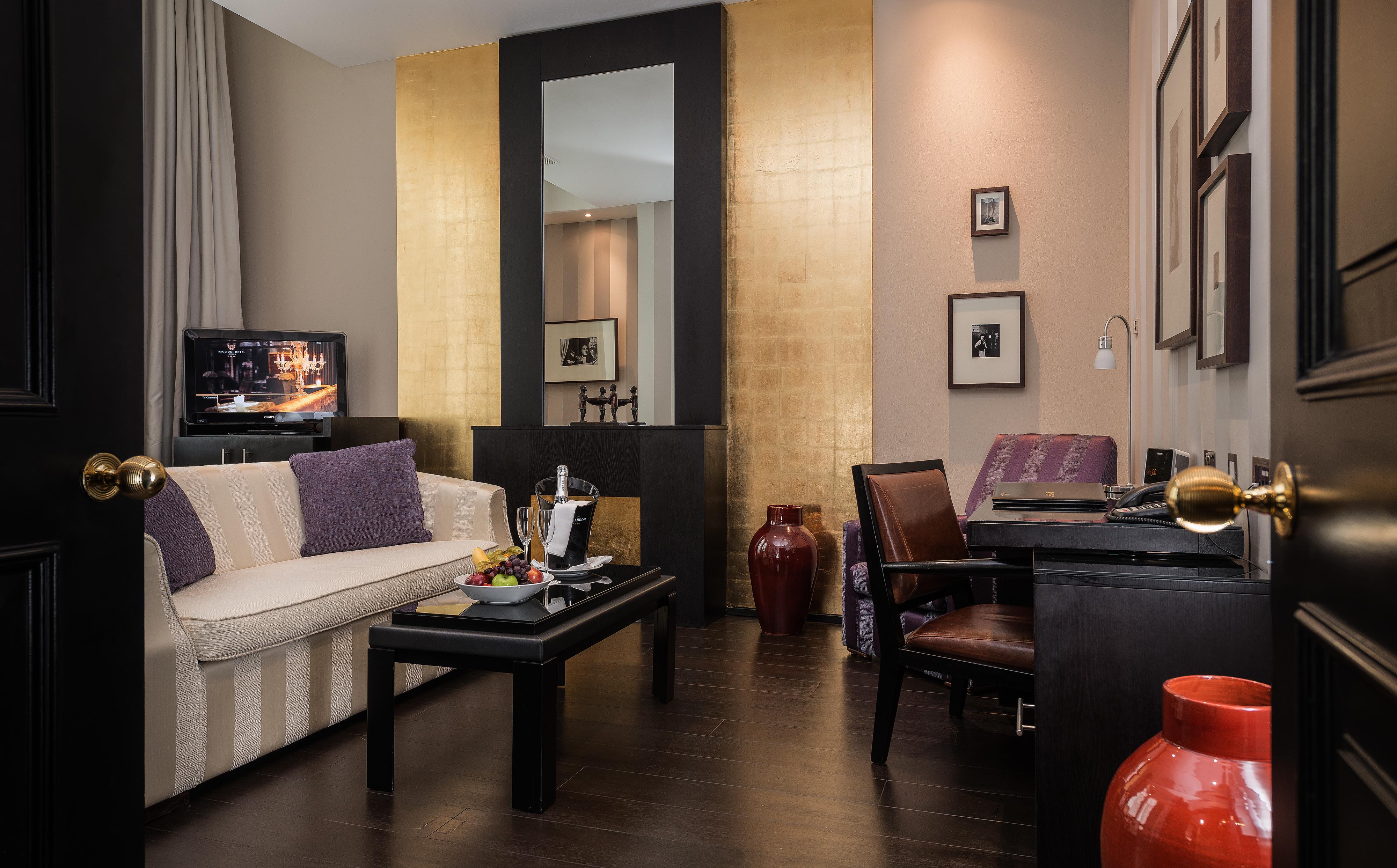 60 Hyde Park Gate 5* London
