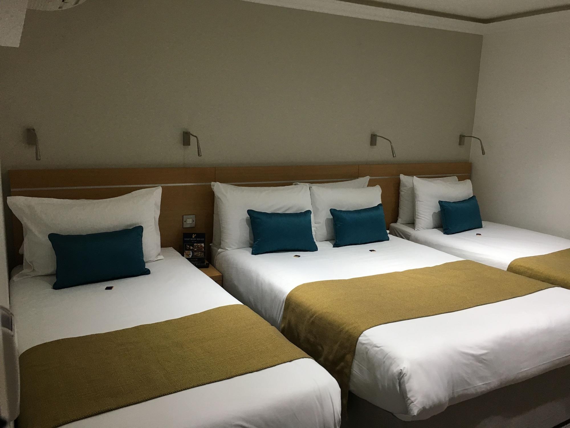 Hotell Queens Park 3*