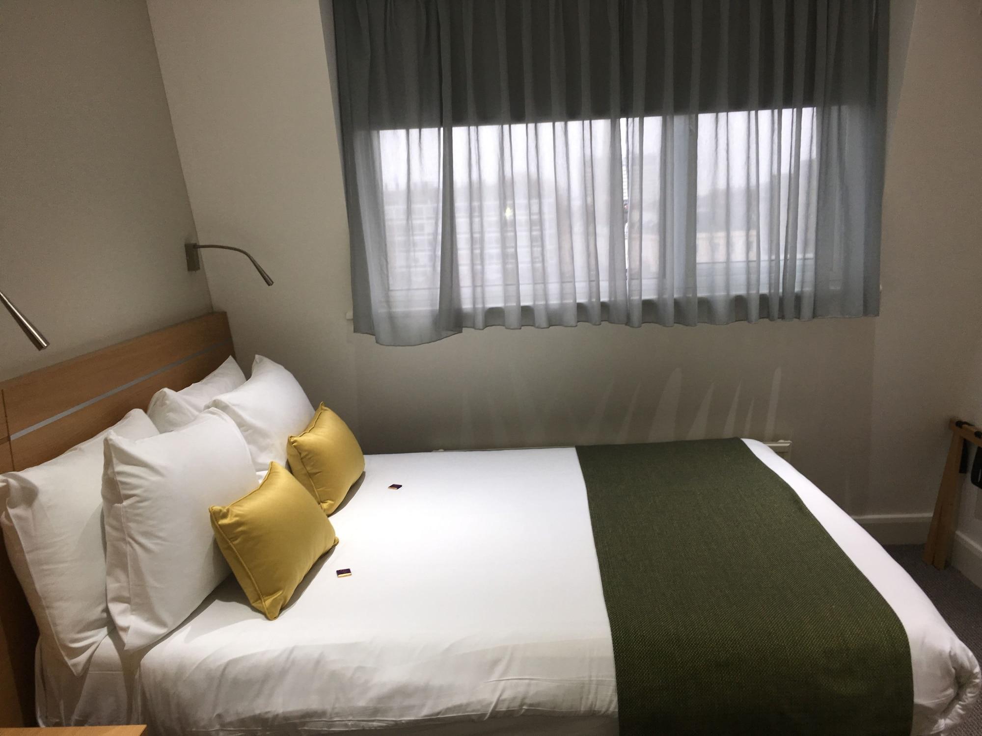 Queens Park Hotel Londen
