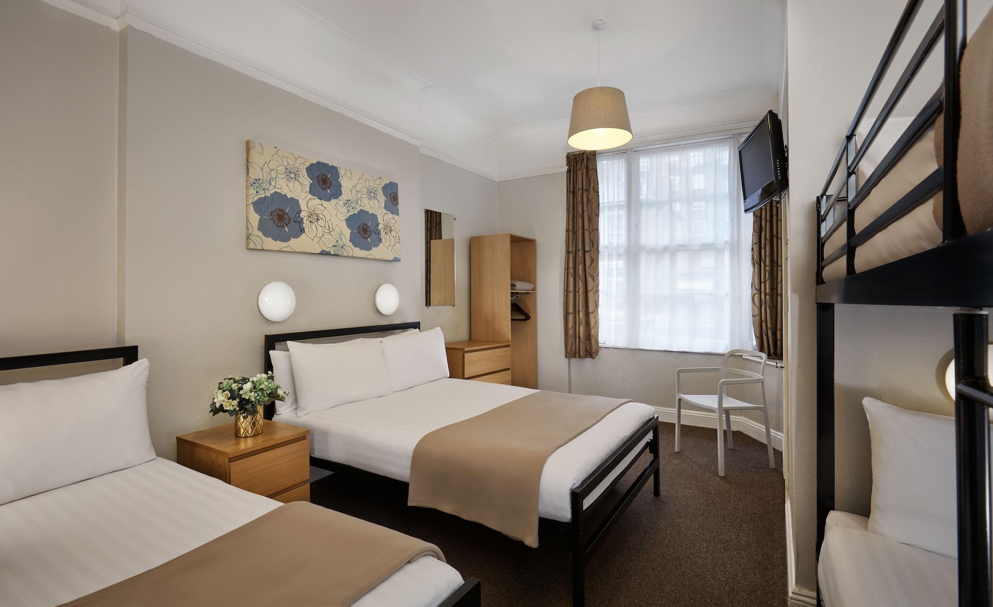 Lords Hotel 2*