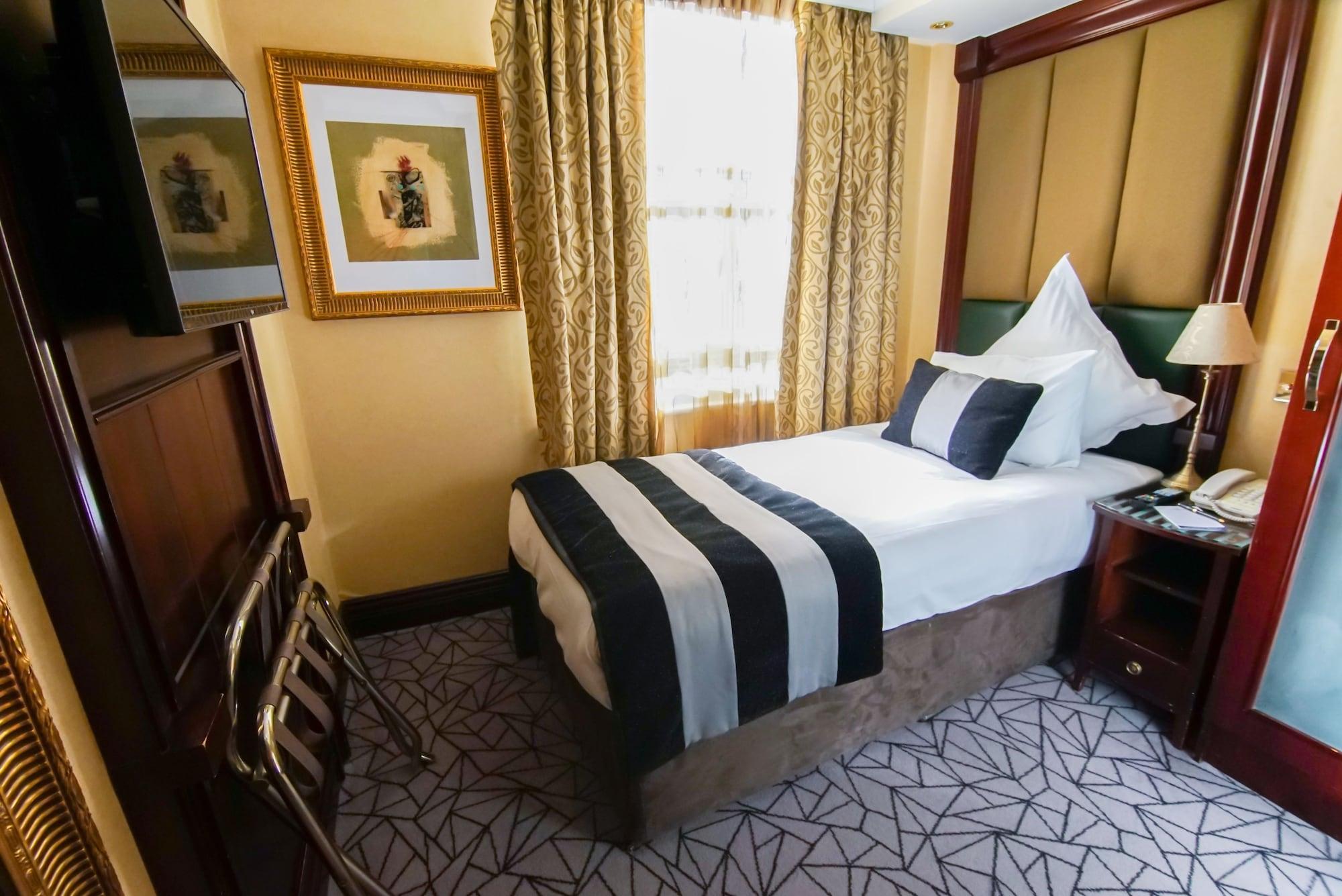 Hotell Hyde Park International 4*