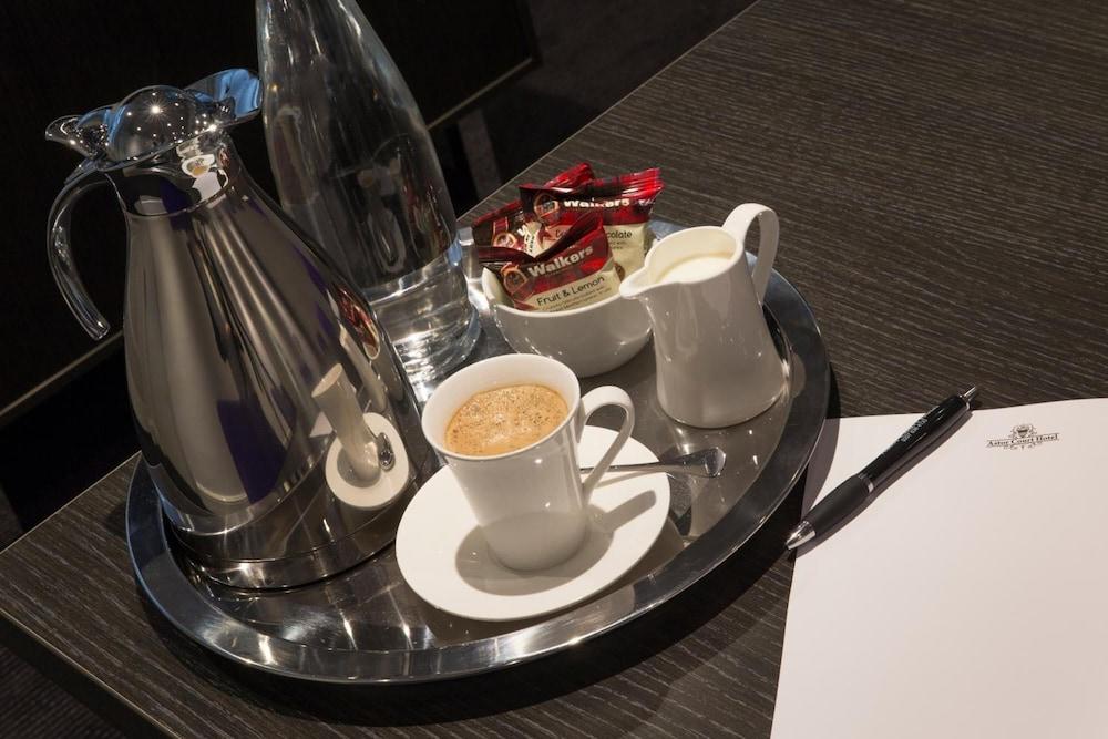 Astor Court Hotel 3*