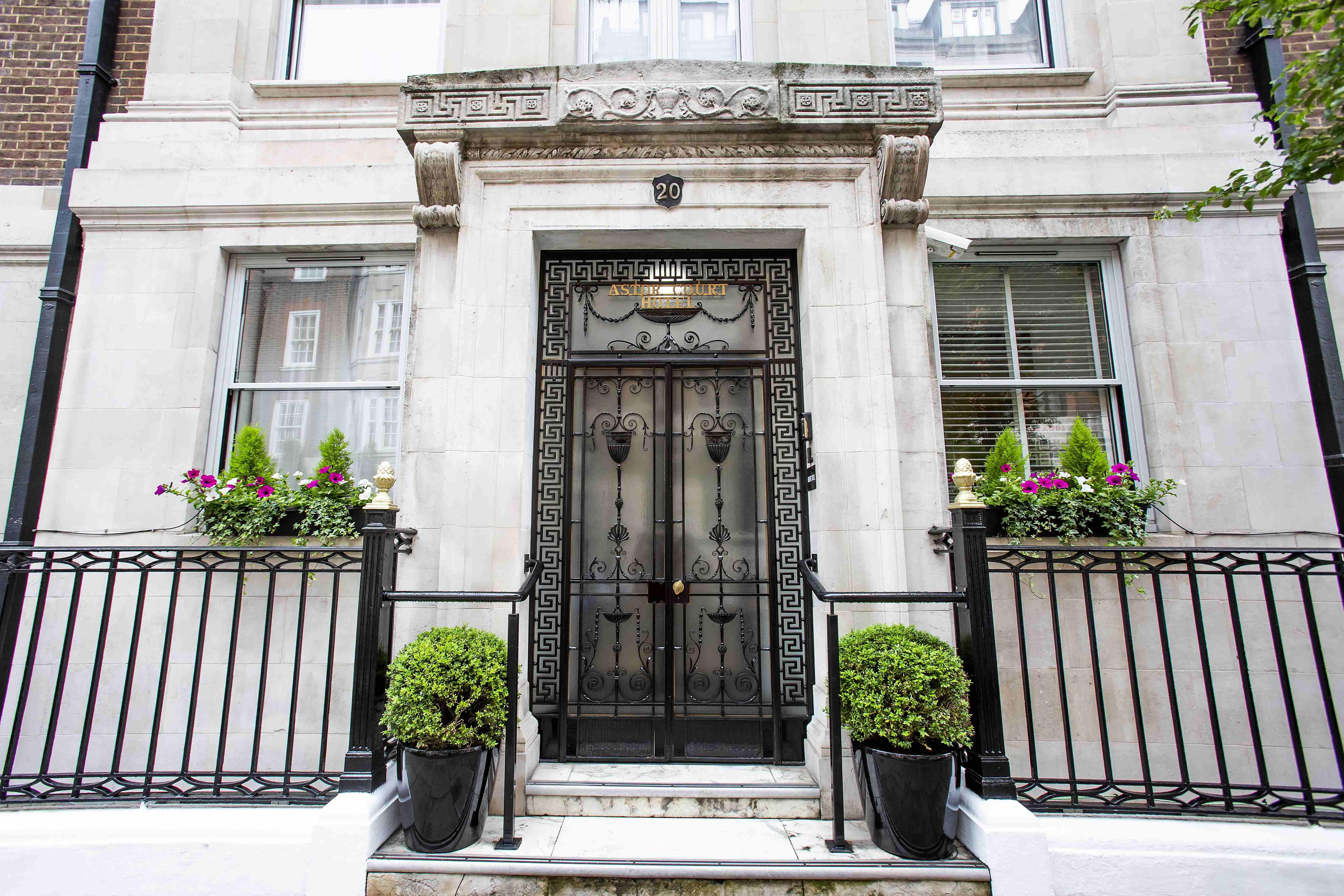 Astor Court 3* London