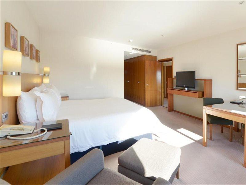 Canary Riverside Plaza 5*