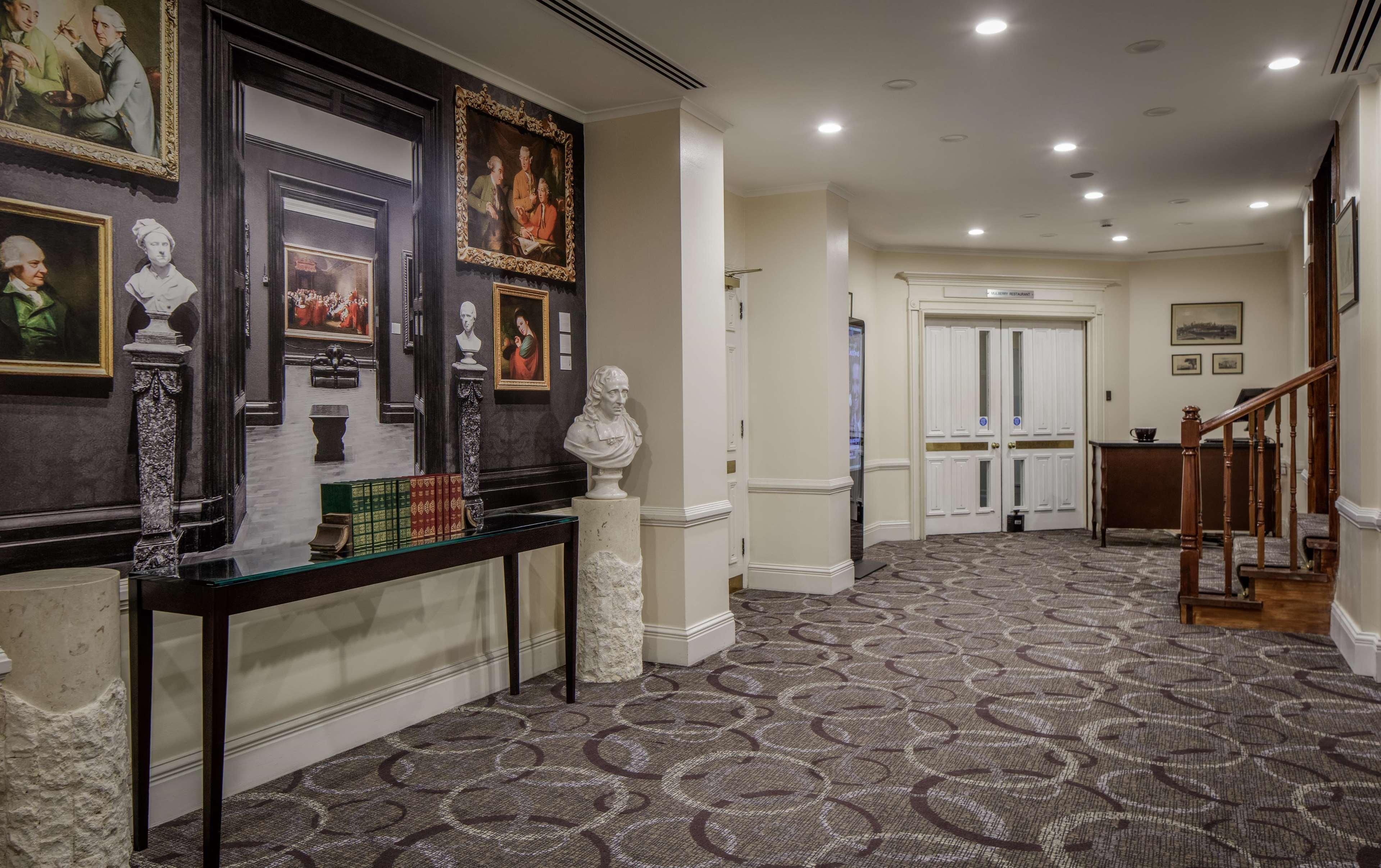 Hilton Euston 4*