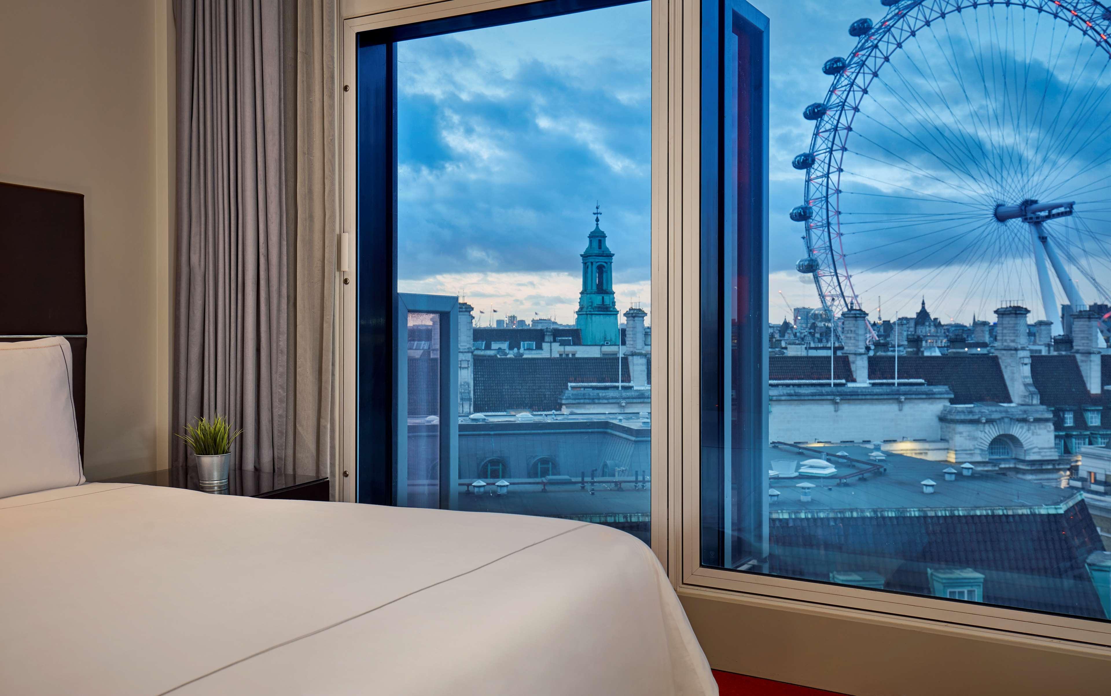 Park Plaza Westminster Bridge 4*