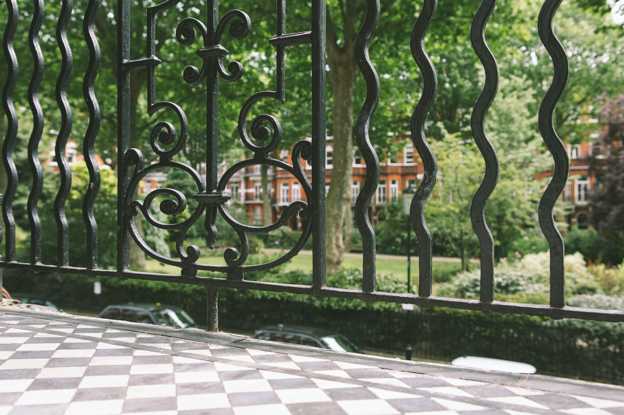 Henley House Hotel 4*