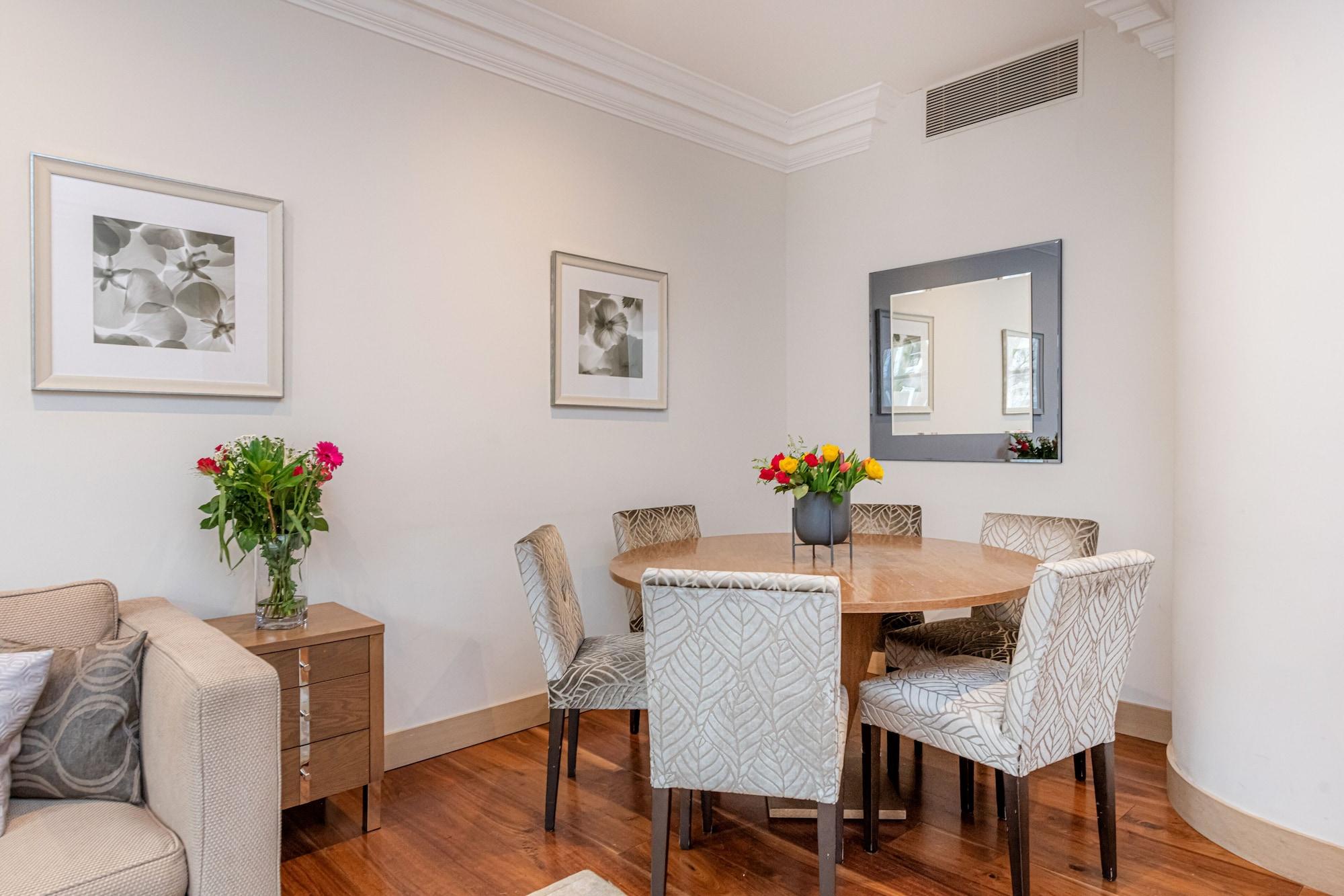 Aparthotel Claverley Court Knightsbridge London