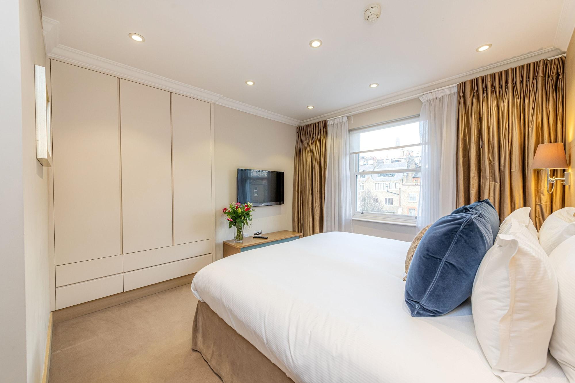 Claverley Court Knightsbridge