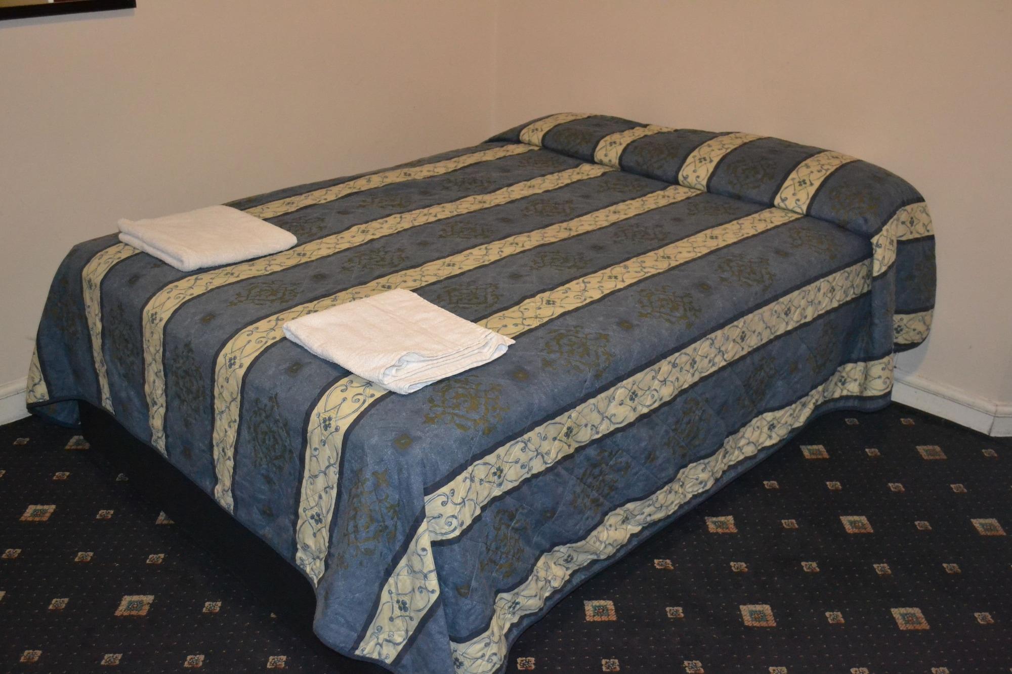 The House On Warwick Hotell