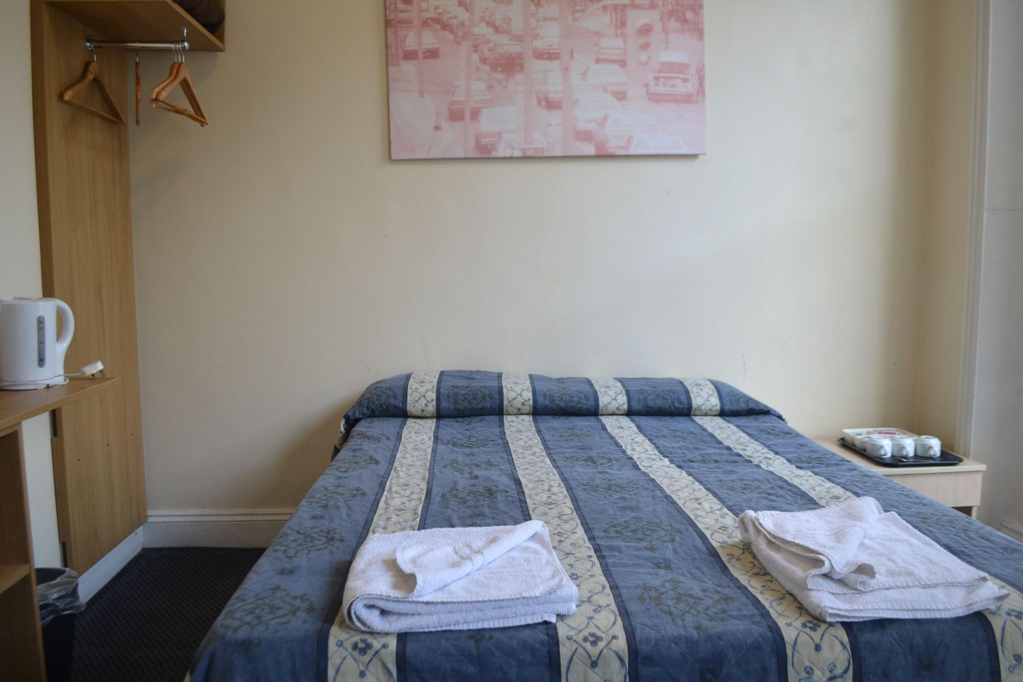Hotell The House On Warwick 4*