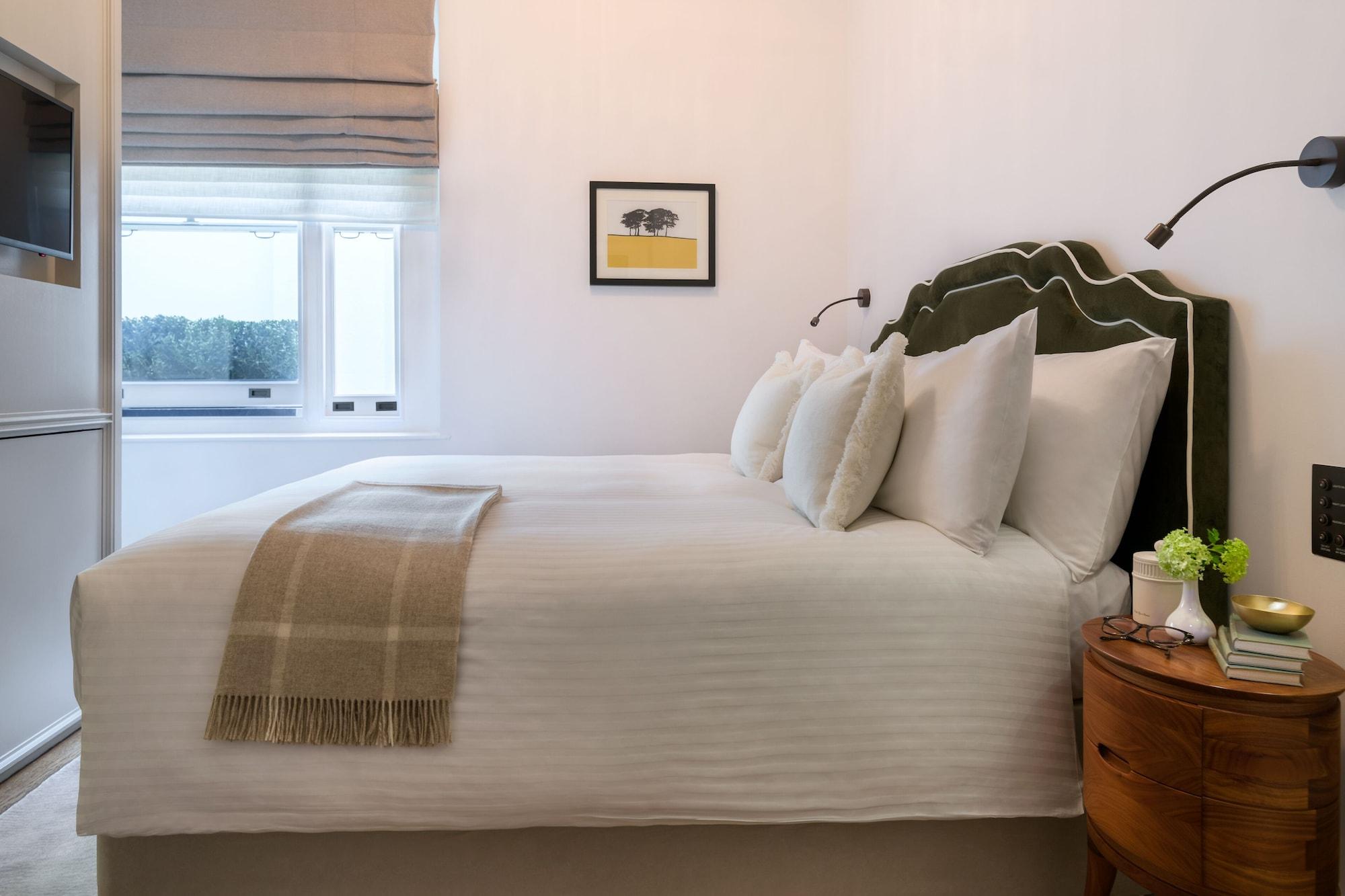 The Adria 5* London