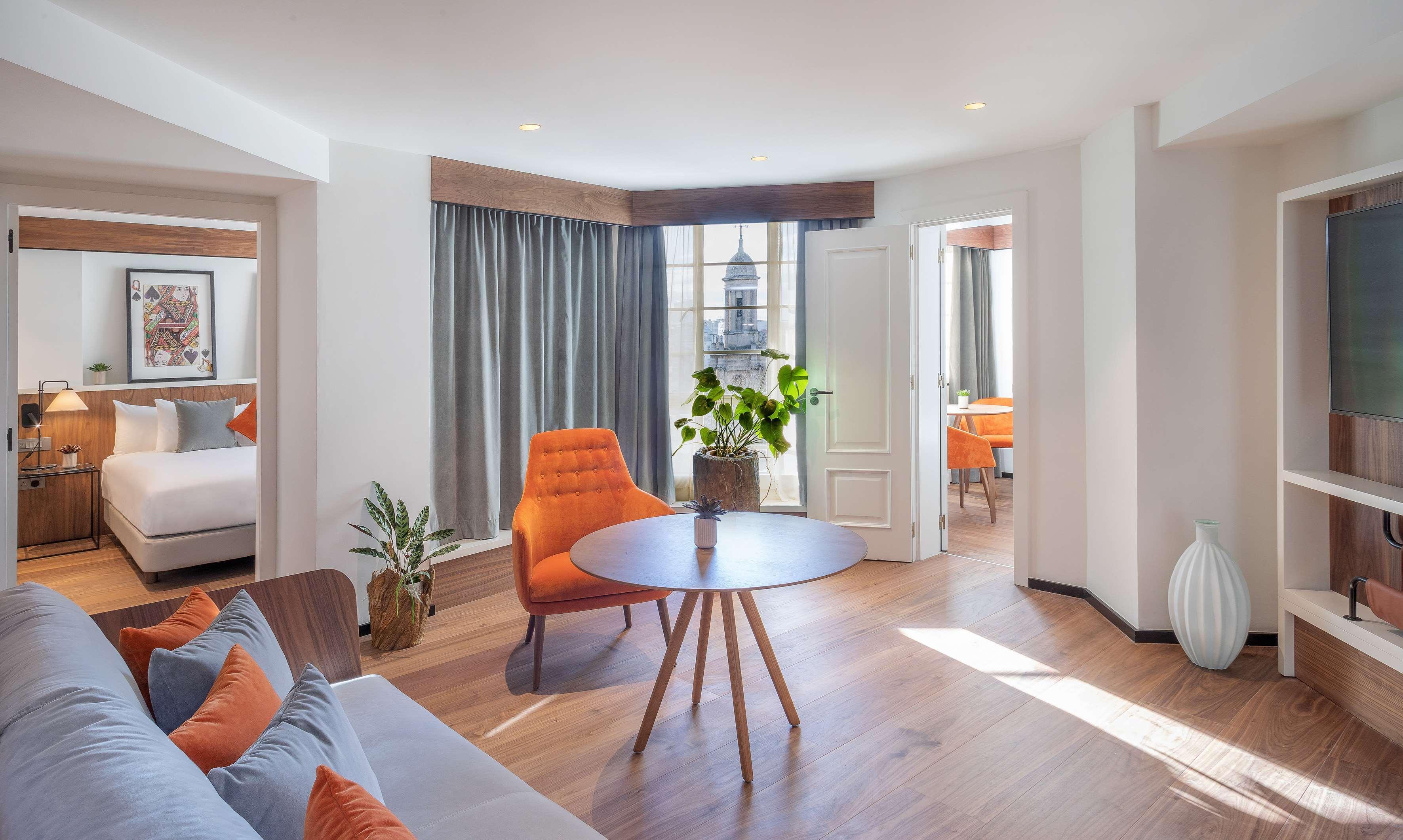 Hotel The Level At Melia White House 5*