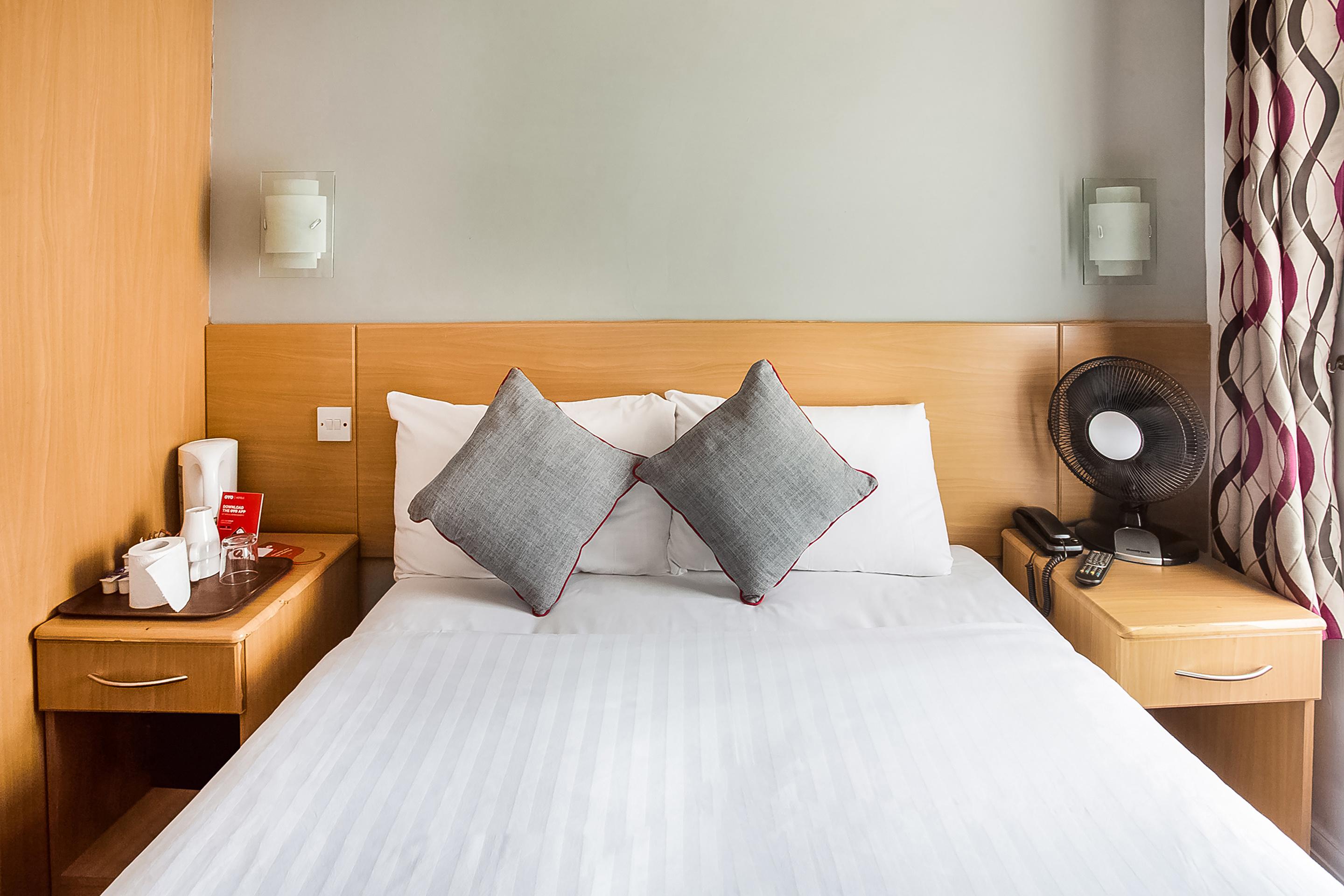 Oyo 3* London