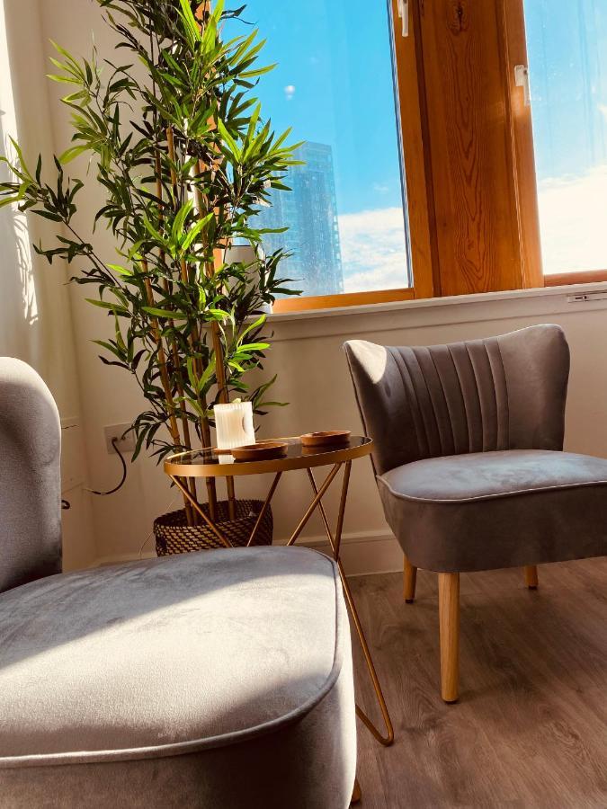 Spacious 2 Bedroom Pad In Old Street