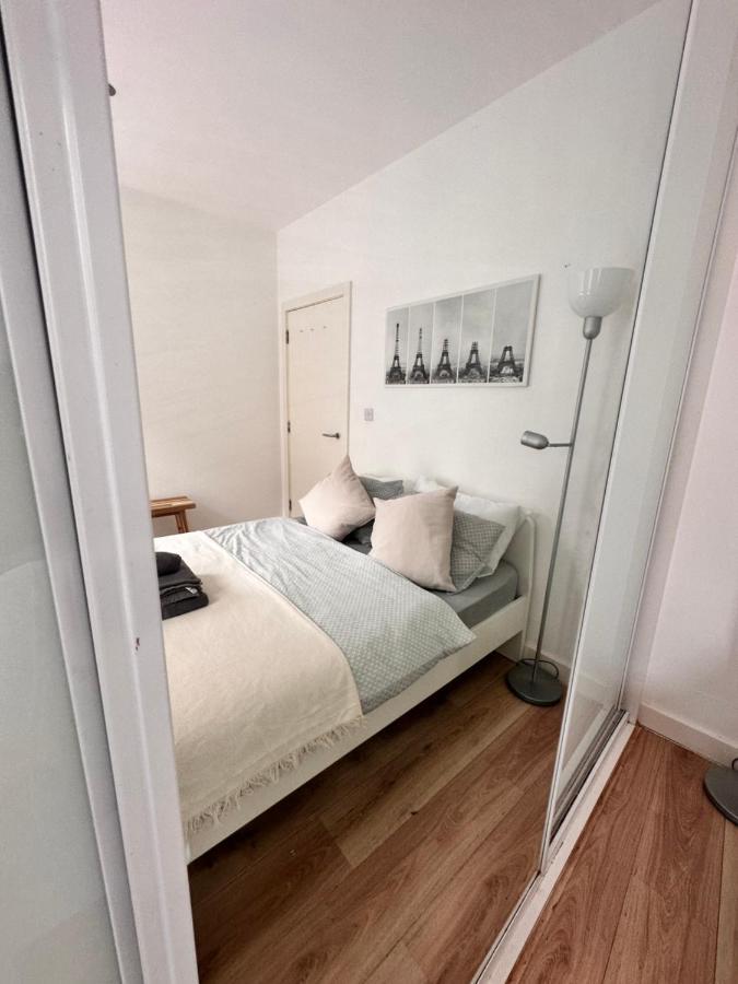 Modern 2 Bedroom Flat Next To Liverpool Street * London