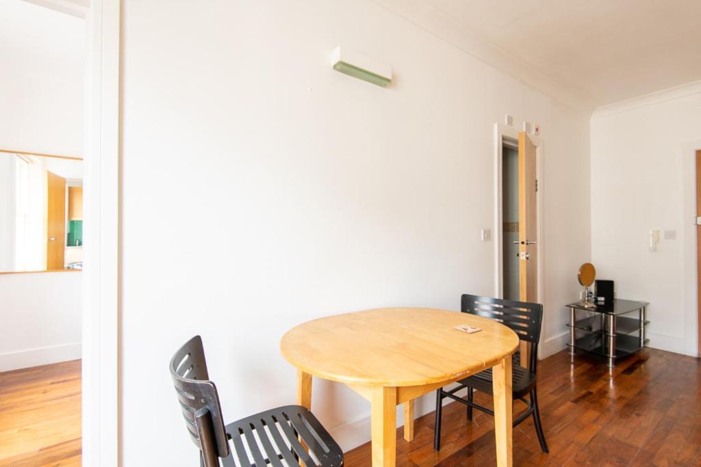 London Central Studio * Londra