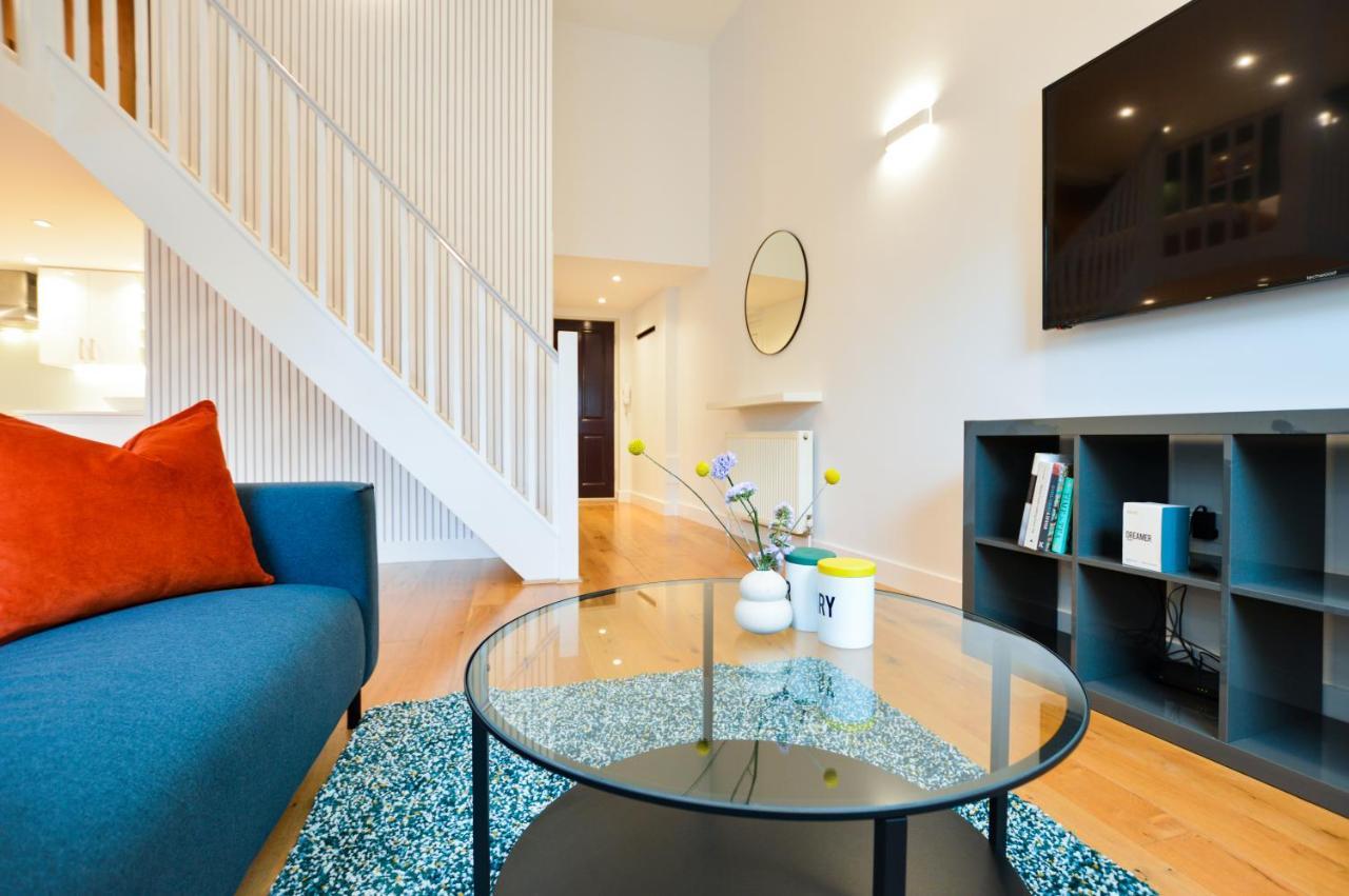 Spacious West Hampstead With Mezzanine Bedroom By Concept Londen