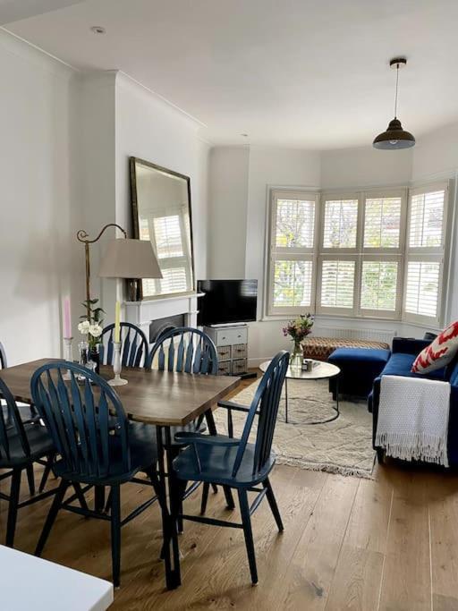 A Cosy 1 Bedroom Flat In South West Appartamento Londra