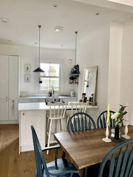 A Cosy 1 Bedroom Flat In South West Appartamento *
