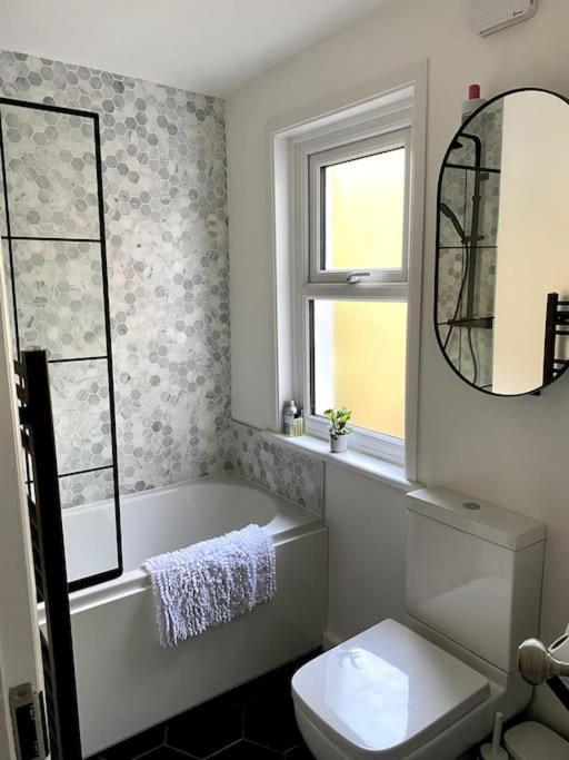 A Cosy 1 Bedroom Flat In South West Appartamento