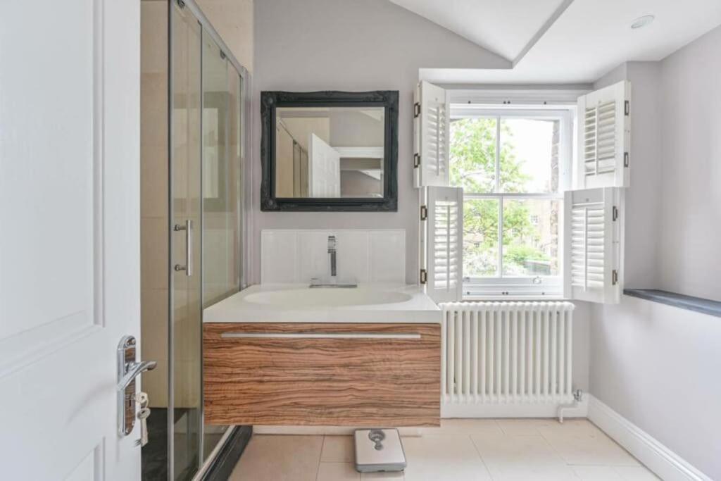 Hébergement de vacances Fairytale Belgravia House - 2 Beds 2 Baths 4 People