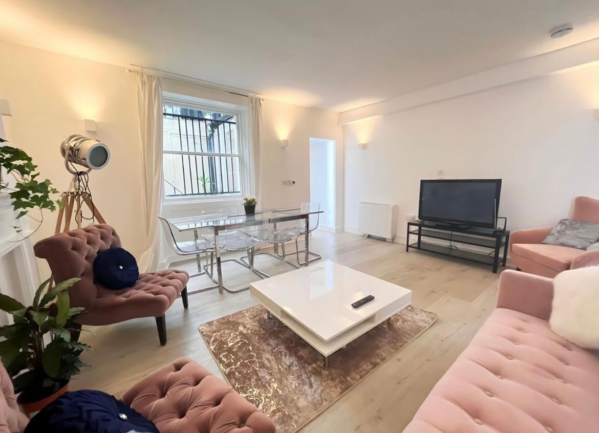 Hyde Park Two Bed * Londra