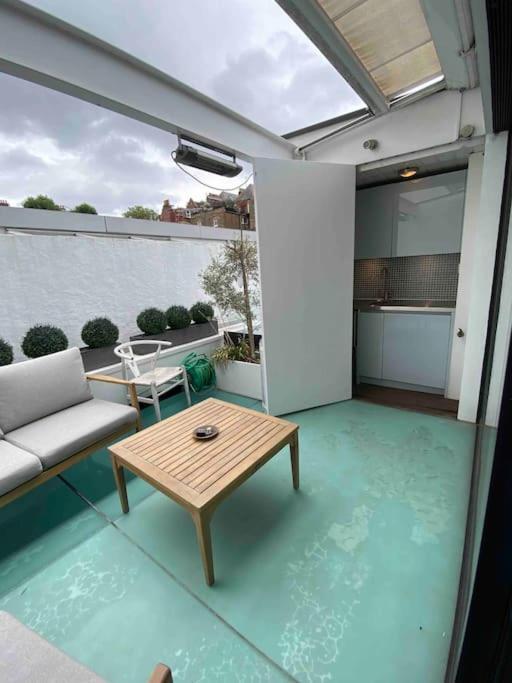 Stunning 4 Bed Mews House With Patio Feriehus London