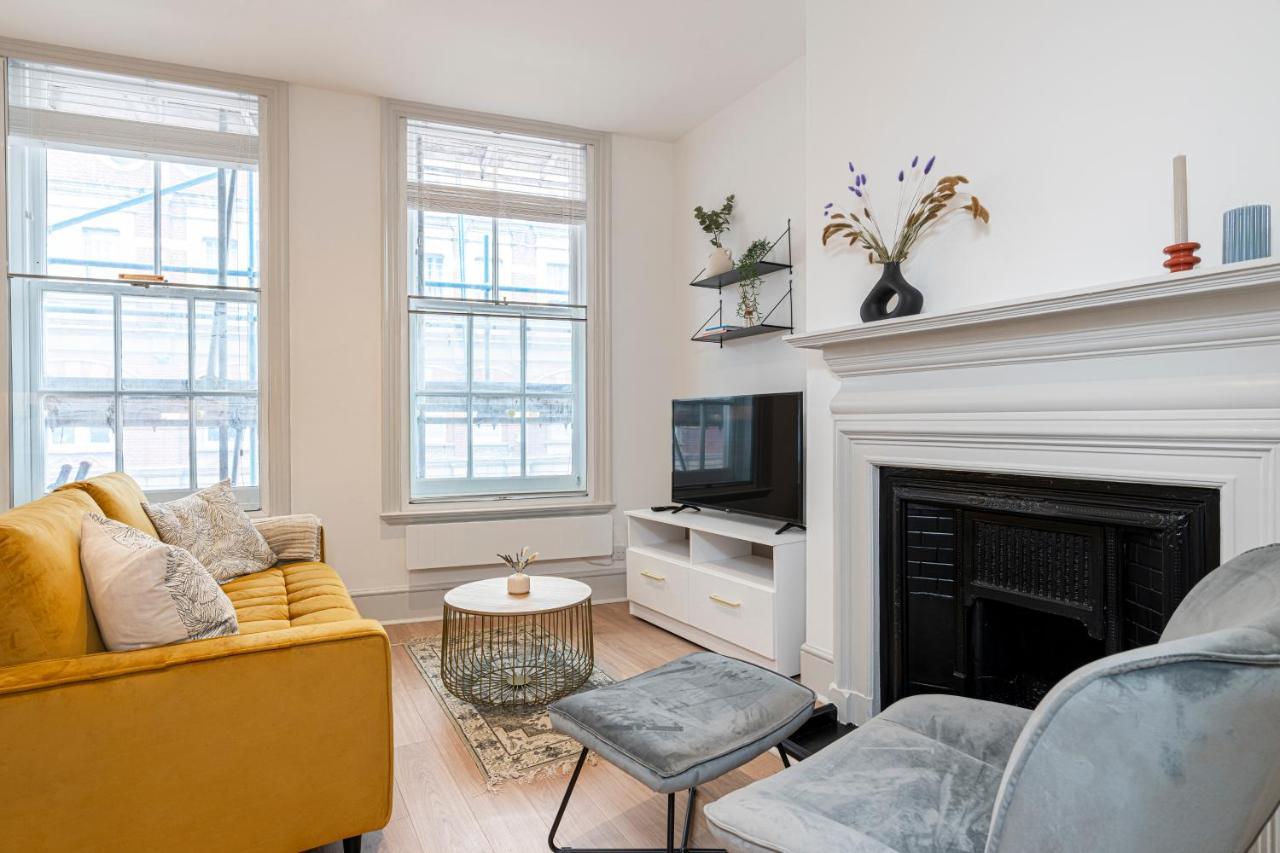 Stylish 1 Bed Flats In Soho, Next To Piccadilly Circus And Trafalgar Square Londen