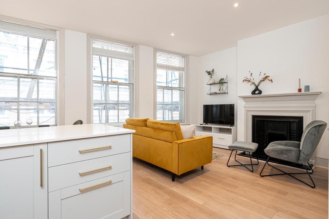 Stylish 1 Bed Flats In Soho, Next To Piccadilly Circus And Trafalgar Square London