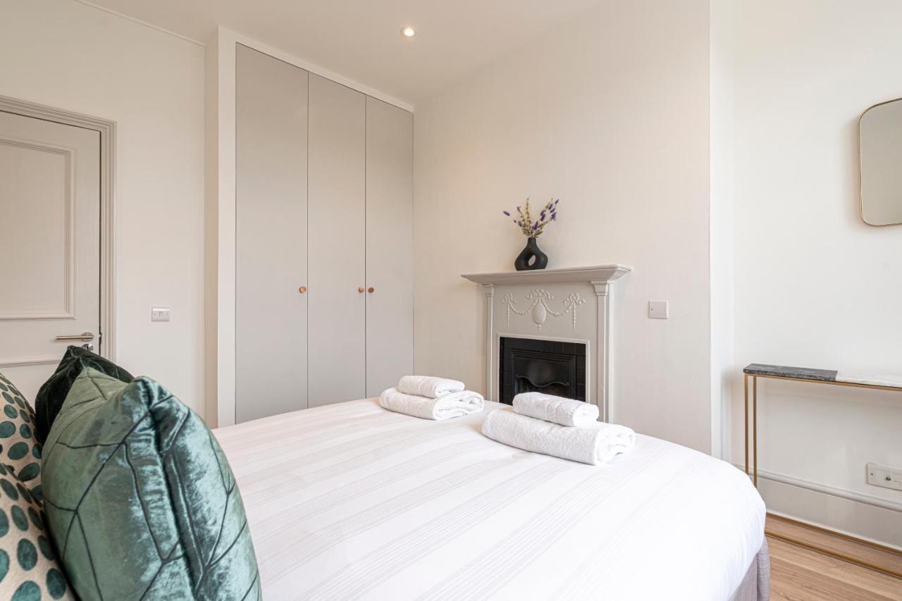 Stylish 1 Bed Flats In Soho, Next To Piccadilly Circus And Trafalgar Square Appartement Londen
