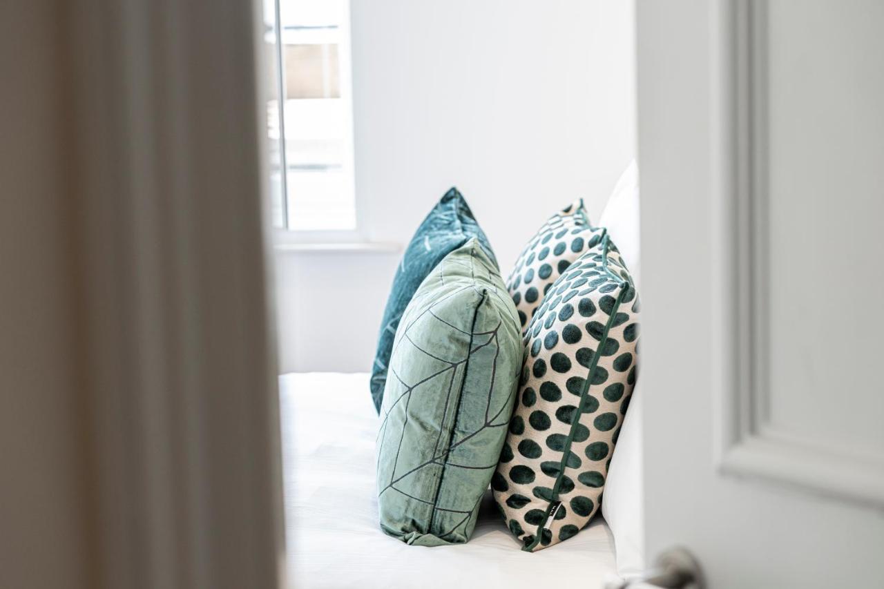 Stylish 1 Bed Flats In Soho, Next To Piccadilly Circus And Trafalgar Square Appartement *