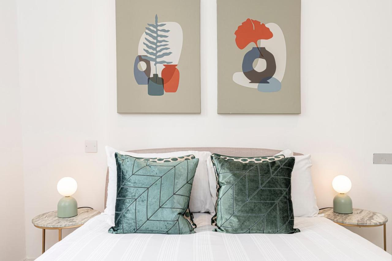 Stylish 1 Bed Flats In Soho, Next To Piccadilly Circus And Trafalgar Square Appartement