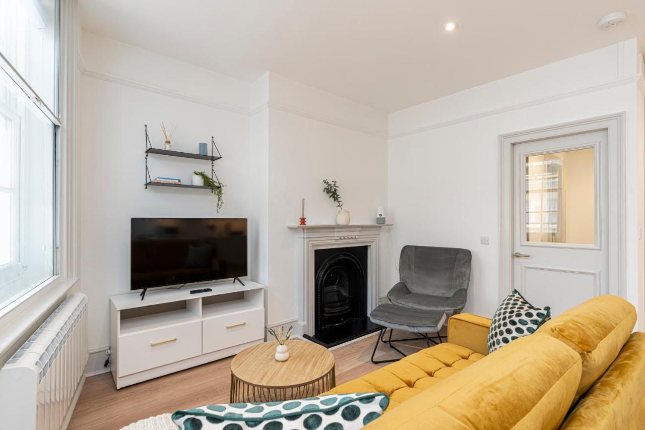 Stylish 1 Bed Flats In Soho, Next To Piccadilly Circus And Trafalgar Square Appartement *