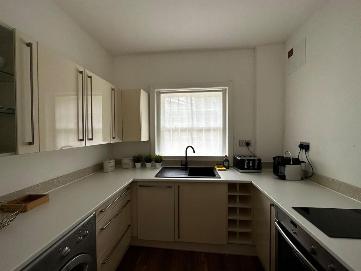 Leilighet Spacious For 4 Flat Near Regents Park N2 *