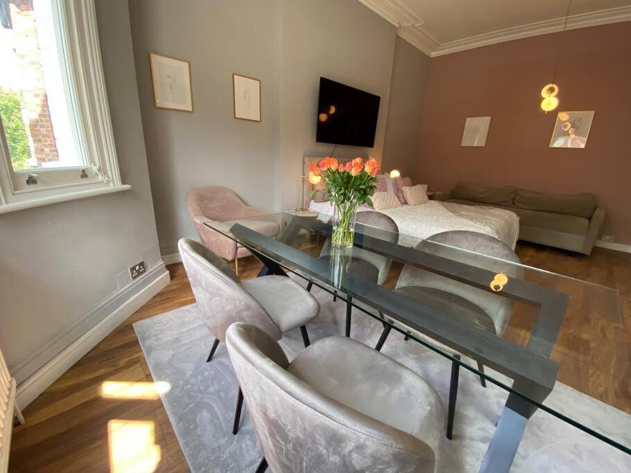 For 3 Near Regents Park N5 Appartamento Londra