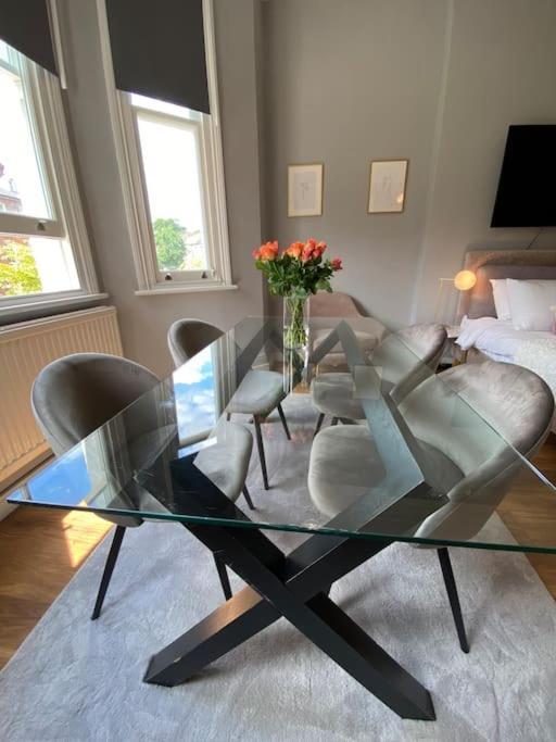 Lejlighed For 3 Near Regents Park N5 *