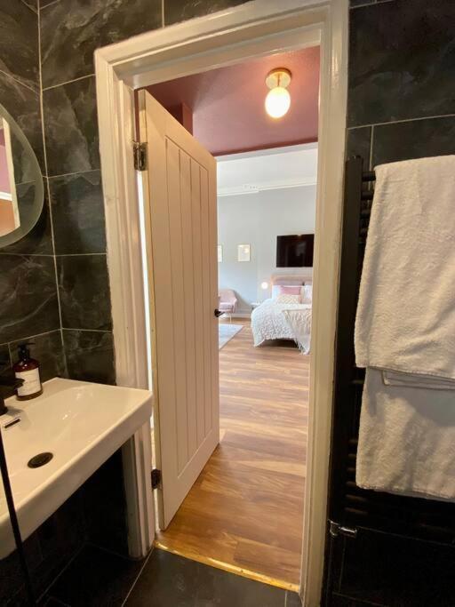 For 3 Near Regents Park N5 Appartamento Londra