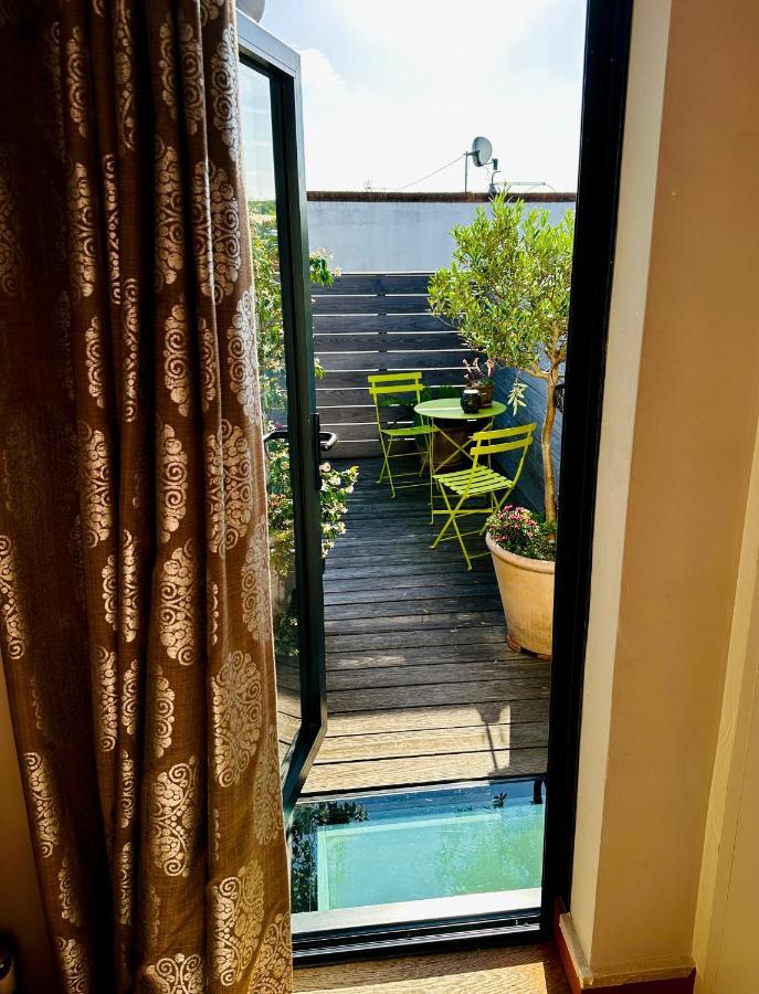 Heathers Loft Space Homestay London