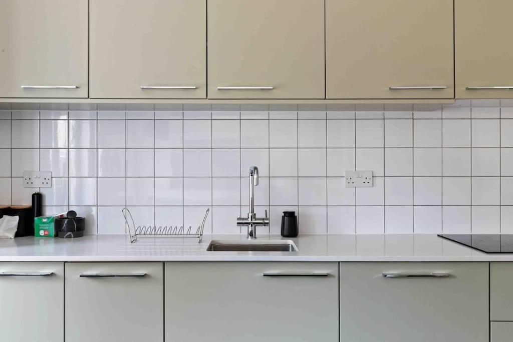 Apartment Modern 3 Bed In Tottenham London