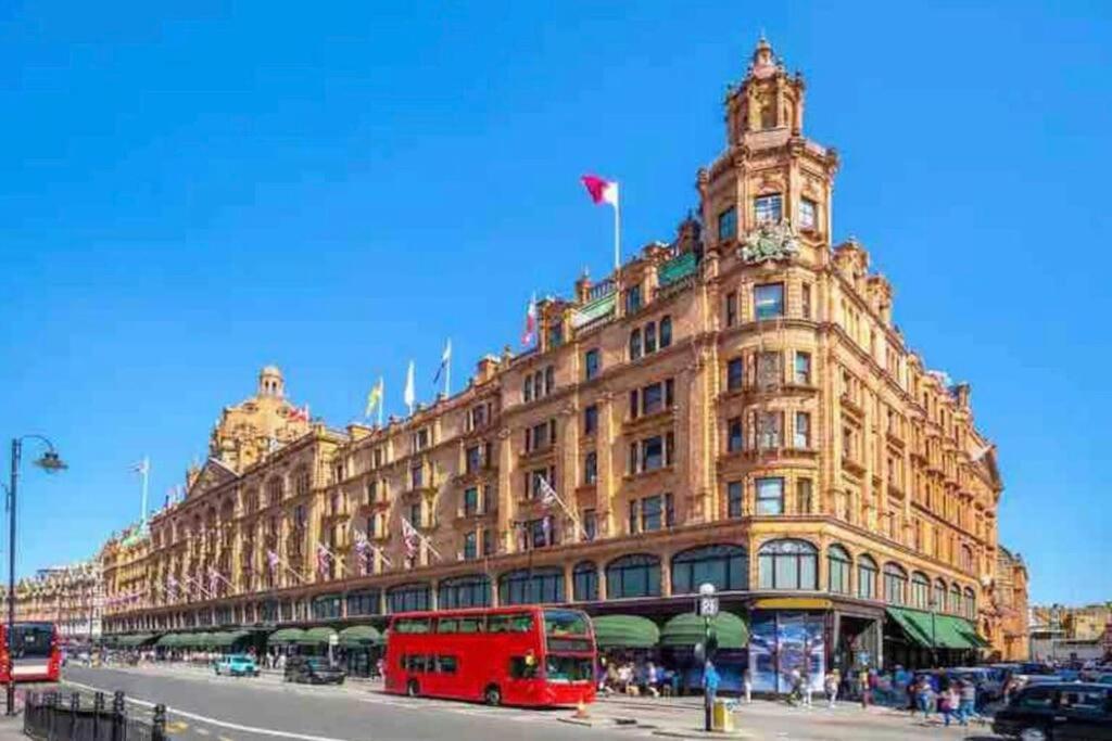 La Belle Etage By Harrods Airconditioning Apartment *