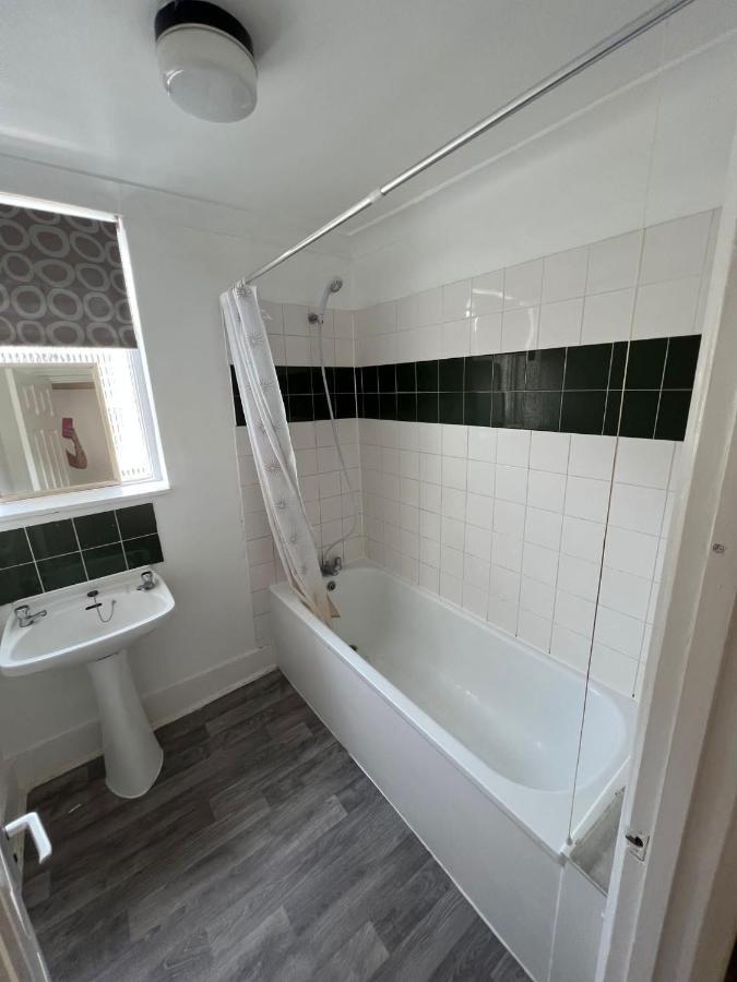East 2 Bedroom Lejlighed *