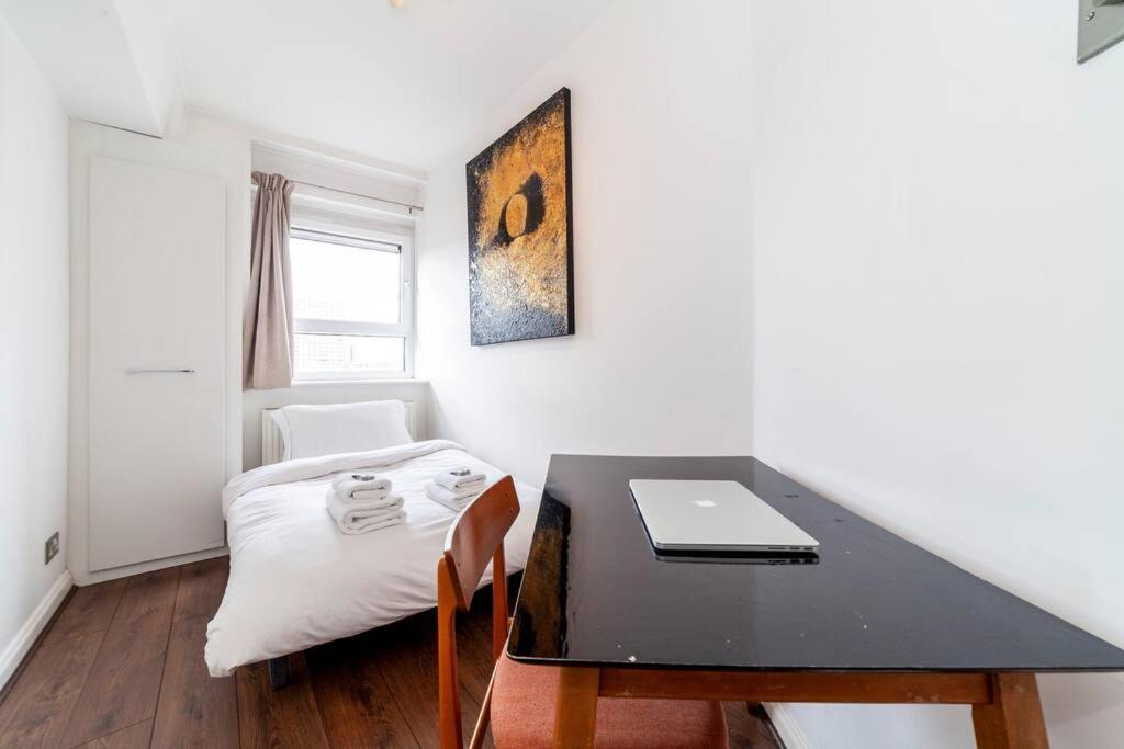 Amazing 2br Flat With View, Bethnal Leilighet *